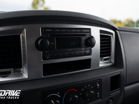 Used 2009 Dodge Ram 2500 Truck SLT w/ Popular Equipment Group image 31