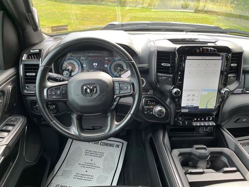 Used 2022 RAM 1500 Limited image 7
