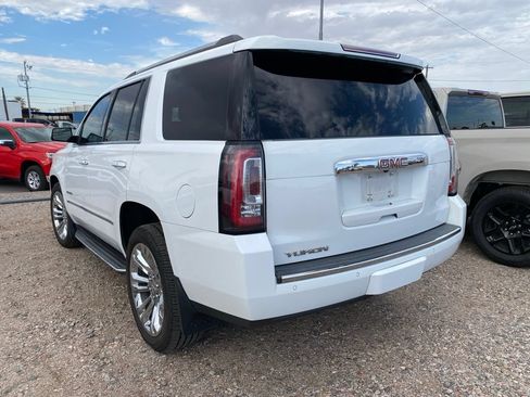 Used 2017 GMC Yukon Denali AWD/4WD image 3