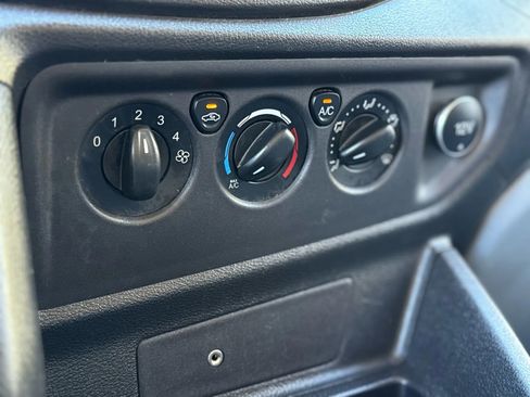 Used 2019 Ford Transit 150 148 Medium Roof image 30