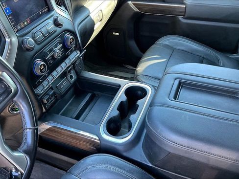 Used 2019 Chevrolet Silverado 1500 RST image 14