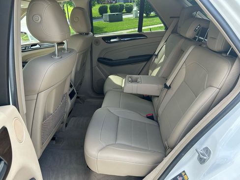 Used 2015 Mercedes-Benz ML 250 BlueTEC 4MATIC image 13