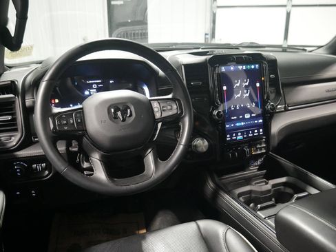 Used 2024 RAM 1500 Limited image 13