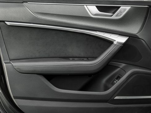 Used 2022 Audi RS 7 Sportback w/ Black Optic Package image 23