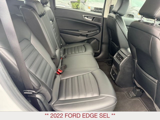 Used 2022 Ford Edge SEL AWD/4WD image 10