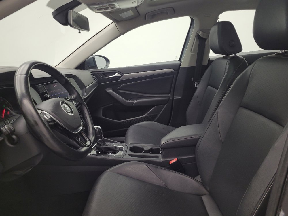 Used 2019 Volkswagen Jetta SE FWD image 17