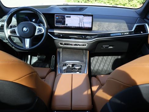 Used 2024 BMW X5 xDrive50e w/ M Sport Package AWD/4WD image 25