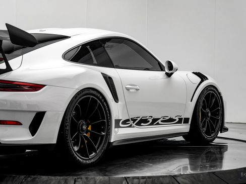 Used 2019 Porsche 911 GT3 RS RWD image 24