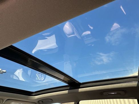 Used 2019 Cadillac XT4 Premium Luxury w/ Enhanced Visibility Package image 12