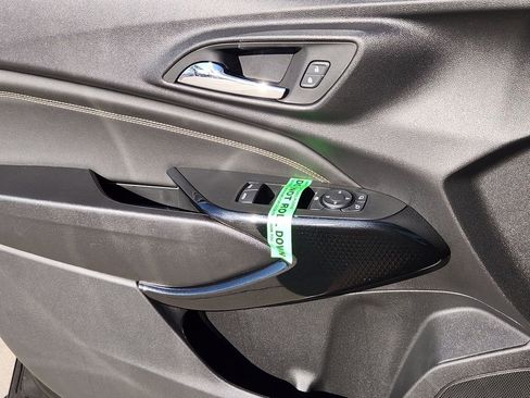 New 2026 Chevrolet Trax LT w/ Driver Confidence Package image 17