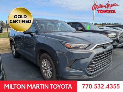 Used 2025 Toyota Grand Highlander XLE image 1