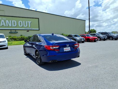 Used 2018 Honda Accord Sport image 6