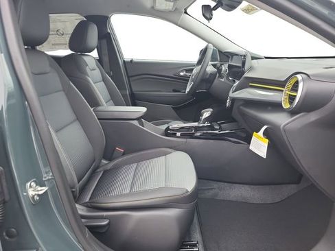 New 2026 Chevrolet Trax LT w/ Driver Confidence Package image 26