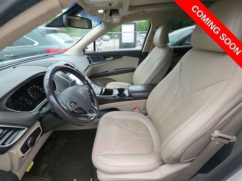 Used 2017 Lincoln MKX Reserve w/ Lincoln MKX Climate Package AWD/4WD image 6