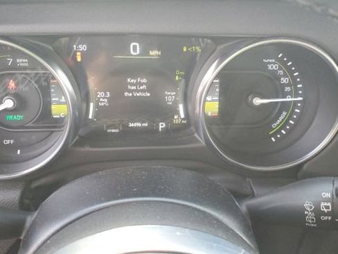 Certified 2022 Jeep Wrangler Unlimited Sahara w/ Cold Weather Group image 12