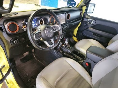 Used 2023 Jeep Gladiator Mojave w/ Cold Weather Group image 10