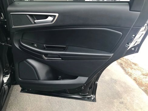 Used 2020 Ford Edge SEL w/ Convenience Package image 53