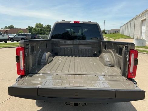 New 2026 Ford F350 Lariat w/ Lariat Premium Package AWD/4WD image 6