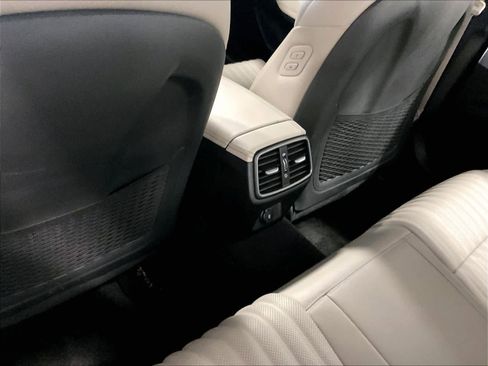 Used 2022 Genesis G70 3.3T w/ Sport Advanced Package AWD/4WD image 27