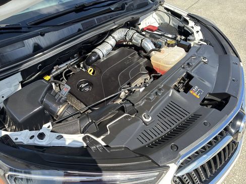 Certified 2019 Buick Encore Essence FWD image 27