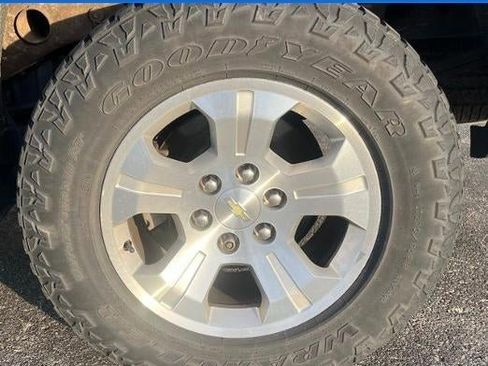 Used 2017 Chevrolet Silverado 1500 LT w/ All Star Edition image 15