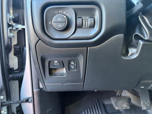 Used 2022 RAM 1500 Laramie image 17