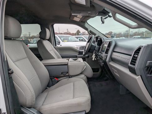 Certified 2022 Ford F250 XLT image 11