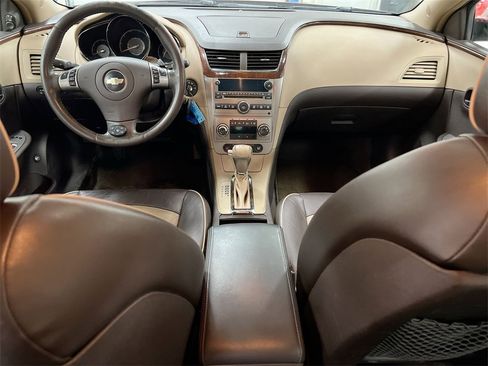 Used 2008 Chevrolet Malibu LTZ image 10