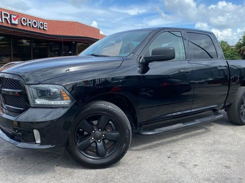 Used 2015 RAM 1500 Express image 1