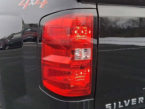 Used 2018 Chevrolet Silverado 1500 LT image 31