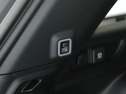 New 2026 Jeep Grand Cherokee Altitude AWD/4WD image 19