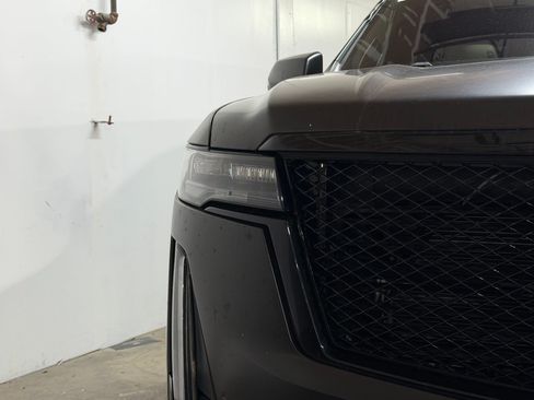 Used 2023 Cadillac Escalade Sport Platinum w/ LPO, ONYX Package RWD image 9