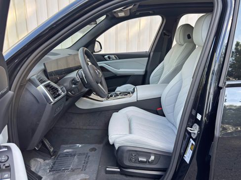 Used 2026 BMW X5 sDrive40i w/ M Sport Package RWD image 17