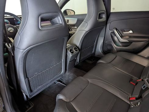 Used 2020 Mercedes-Benz CLA 250 image 21