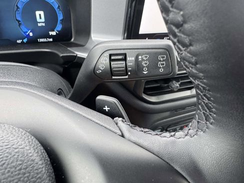 Used 2025 Ford Bronco Sport Badlands image 31