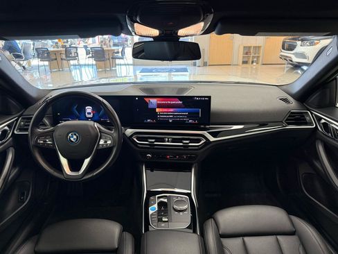 Used 2023 BMW i4 eDrive35 RWD image 9