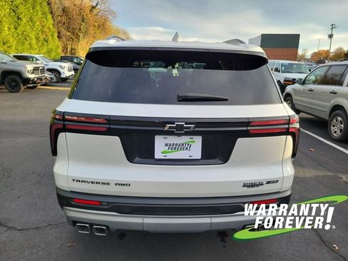Used 2025 Chevrolet Traverse Z71 w/ Driver Confidence Package image 6