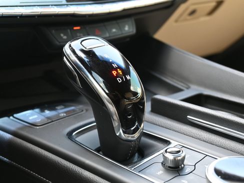 Certified 2023 Cadillac CT5 Luxury w/ Sun And Sound Package RWD image 15