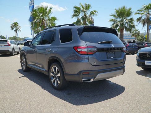 Used 2024 Honda Pilot Elite image 7