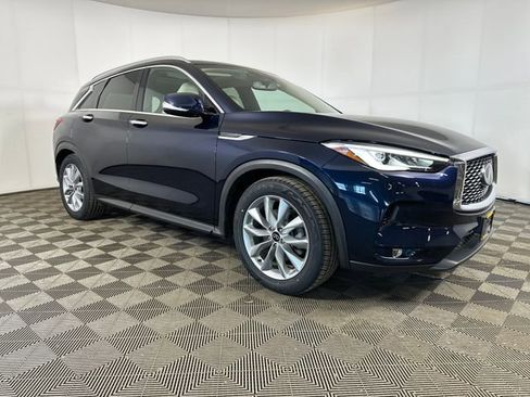 Used 2020 INFINITI QX50 Luxe image 2