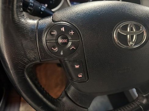 Used 2011 Toyota Sequoia Limited AWD/4WD image 17