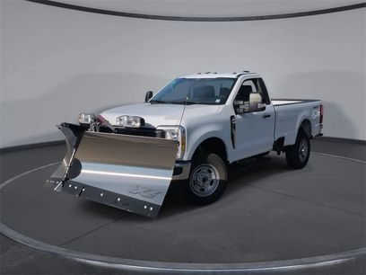 New 2026 Ford F350 XL w/ FX4 Off-Road Package