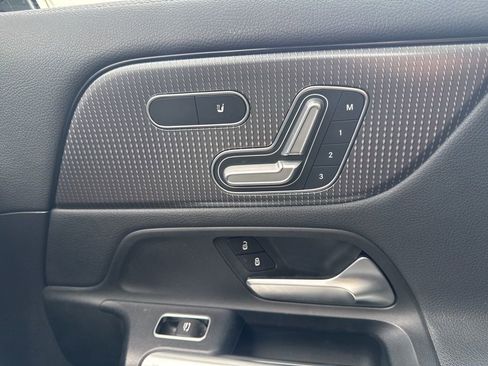 Used 2021 Mercedes-Benz GLA 250 4MATIC image 54