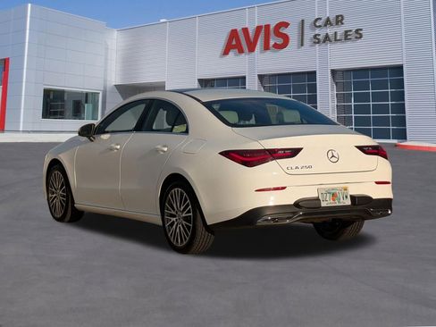 Used 2025 Mercedes-Benz CLA 250 image 9