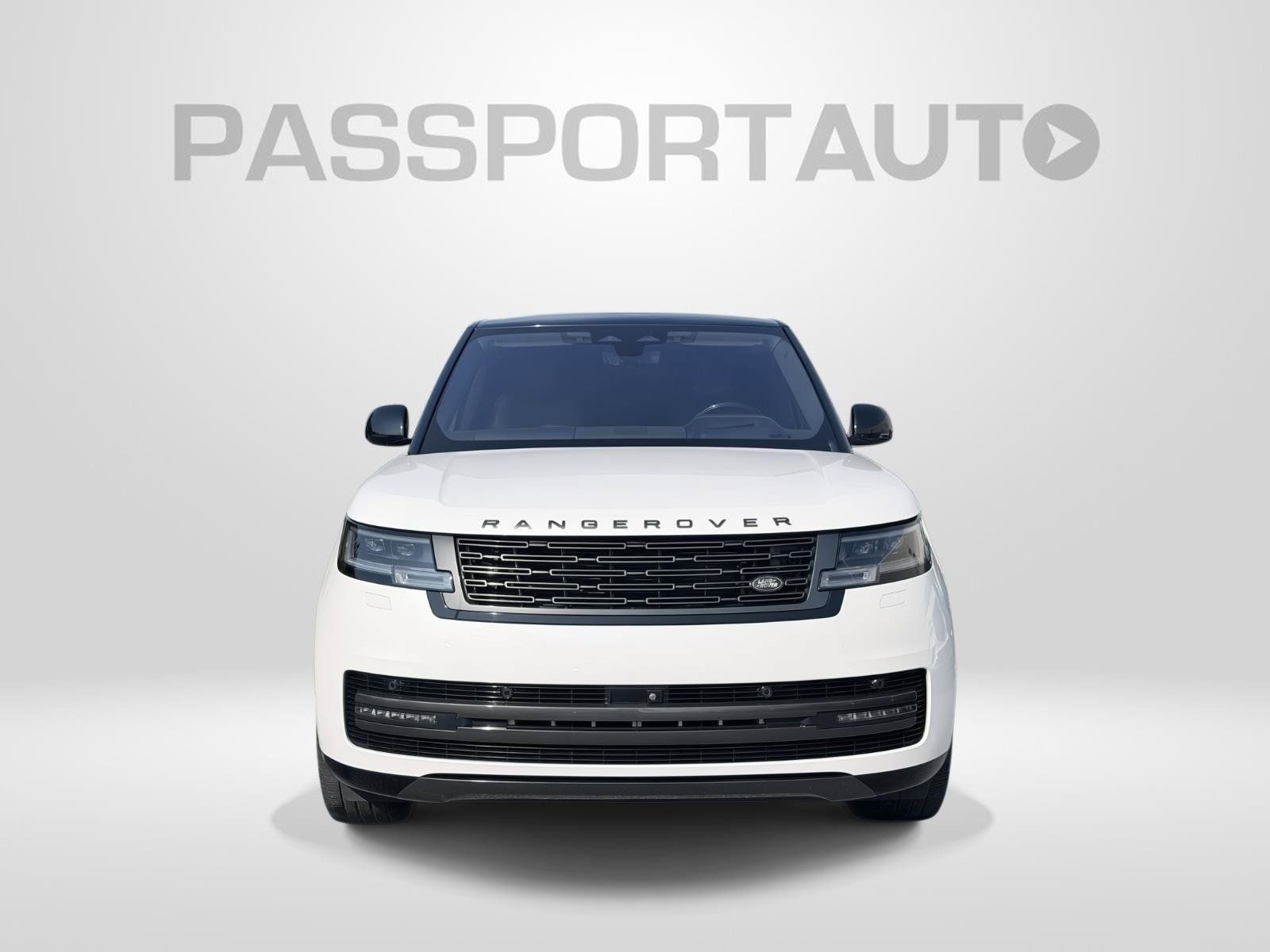 Used 2023 Land Rover Range Rover SE AWD/4WD image 2