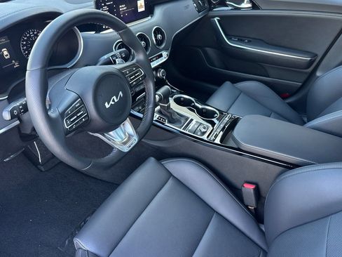 Used 2023 Kia Stinger GT-Line image 10