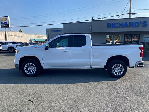 New 2025 Chevrolet Silverado 1500 LT AWD/4WD image 7