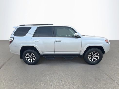 Used 2023 Toyota 4Runner TRD Off-Road Premium w/ Moonroof Package AWD/4WD image 3