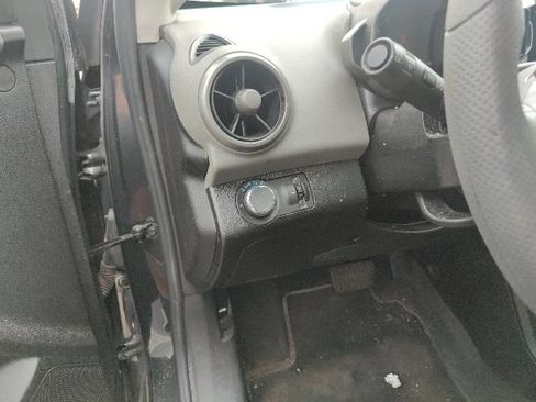 Used 2014 Chevrolet Sonic LT FWD image 29