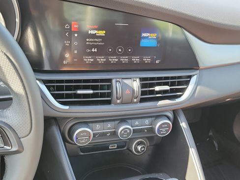 Used 2024 Alfa Romeo Giulia Ti w/ Active Assist Plus Package RWD image 19